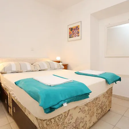 Appartamento With Wifi Ston, Peljesac - 10222 *
